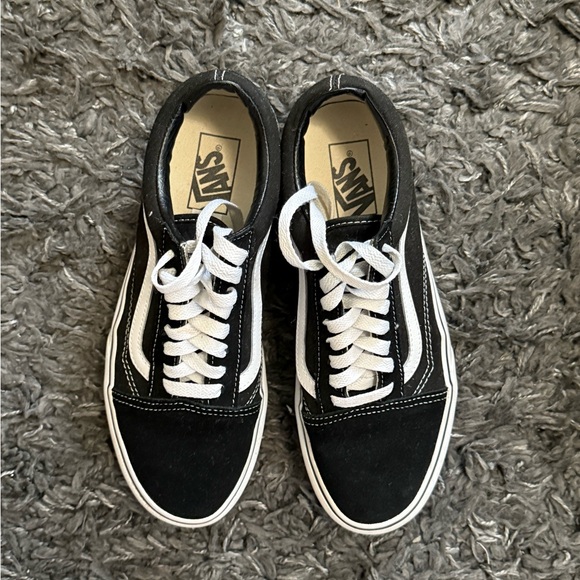 Women’s Vans Old Skool Platform Shoes - Picture 4 of 5